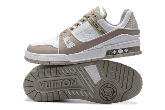 LV TRAINER SNEAKER GRAY